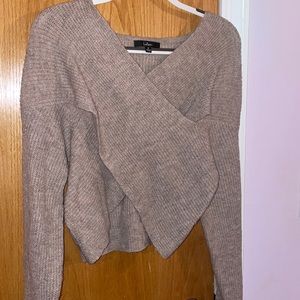 Lulus cross women’s sweater! So cozy and soft!